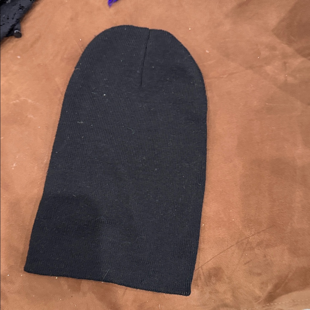 Unique Vintage Black Knit Hat